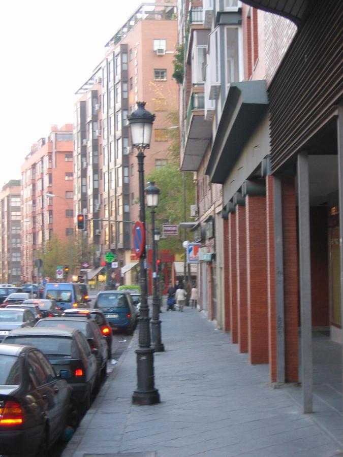 Rastro Apartamento Madri Exterior foto
